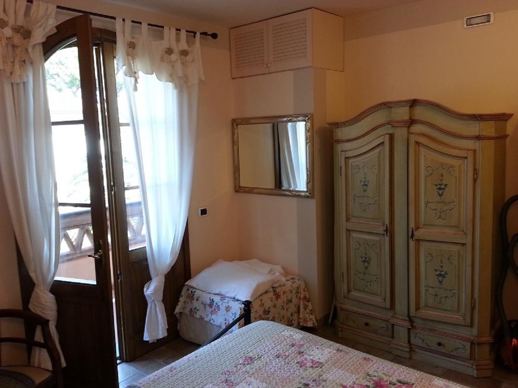Casamare Gianluca Apartment Марина ди Маса Стая снимка
