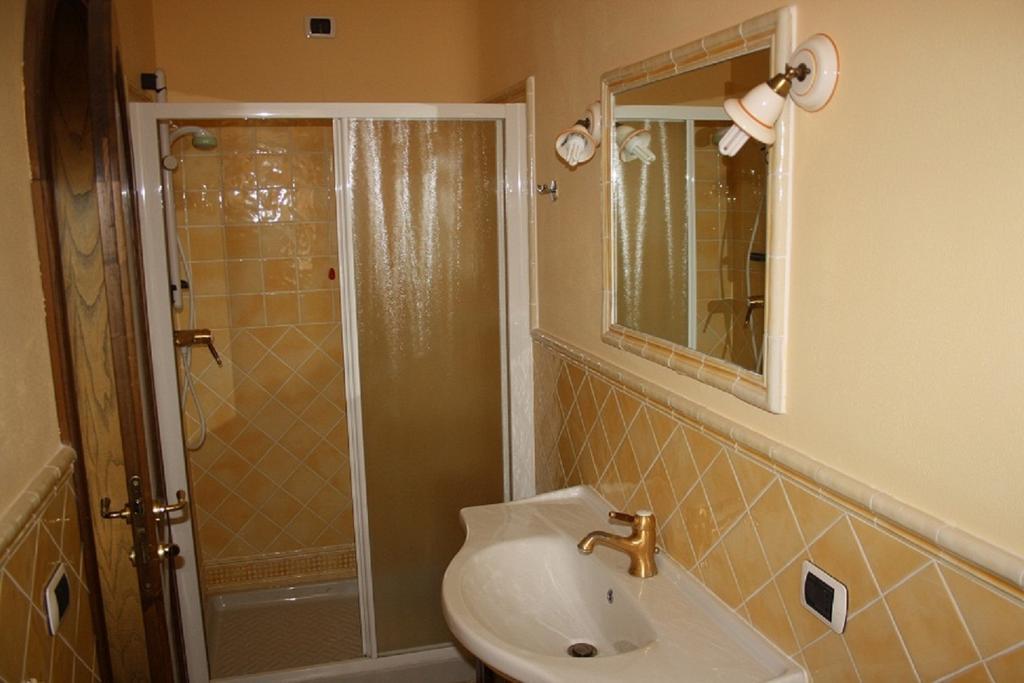 Casamare Gianluca Apartment Марина ди Маса Стая снимка